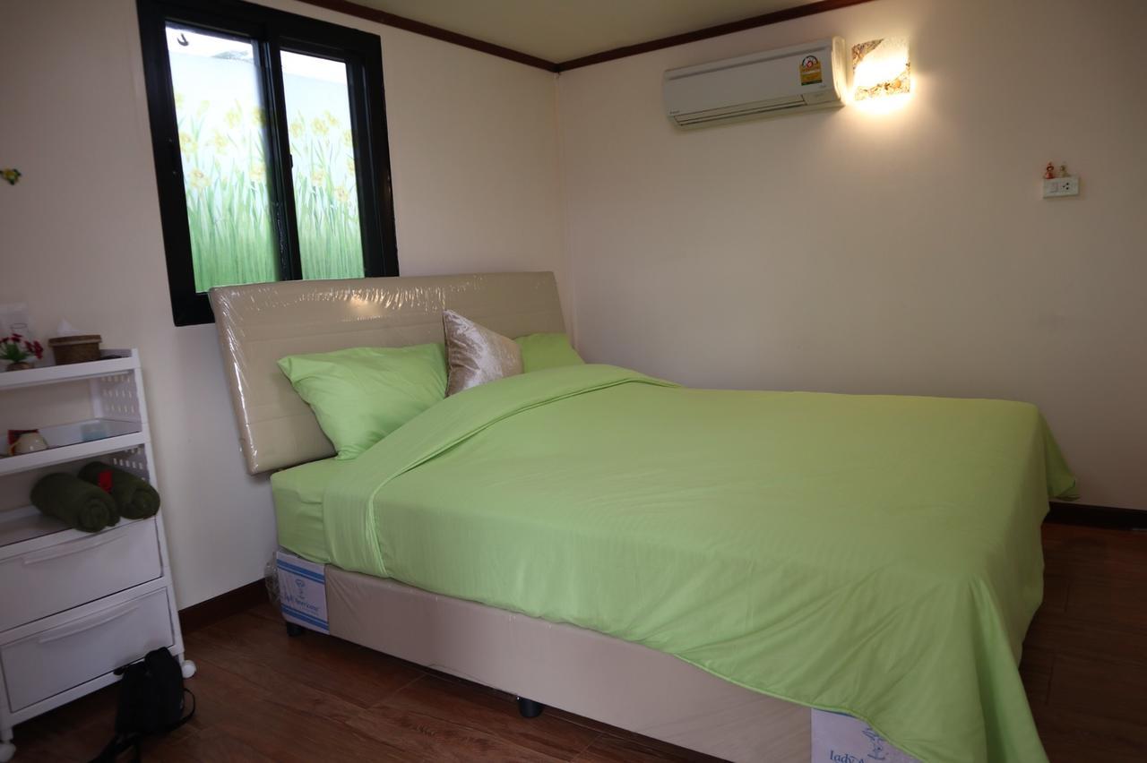 Hotel 4 Seasons Mini House Nakhon Si Thammarat Exterior foto